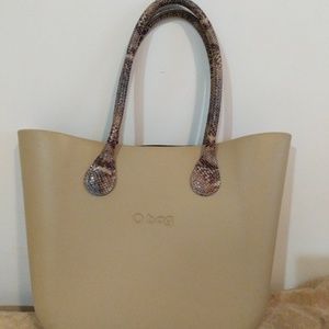 Handbag